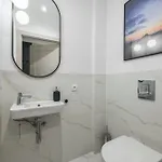Dr - Aurora Apartman *