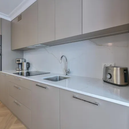 Dr - Aurora Apartament